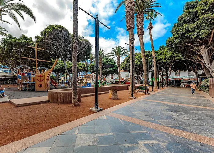 Home2book Near Playa Del Muelle Puerto de la Cruz (Tenerife)