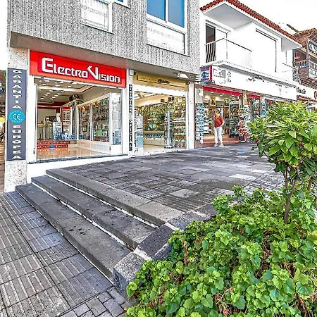 Home2Book Central Studio Near Playa Del Muelle Puerto de la Cruz (Tenerife)