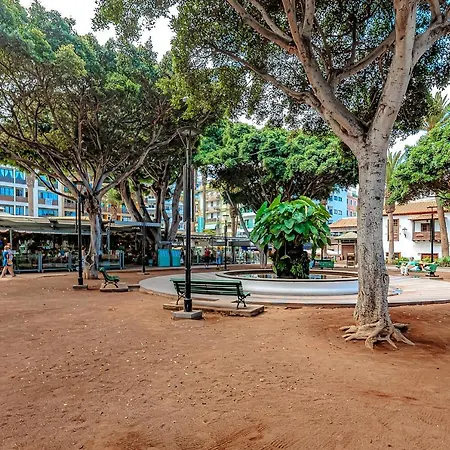 Home2Book Central Studio Near Playa Del Muelle Lägenhet *