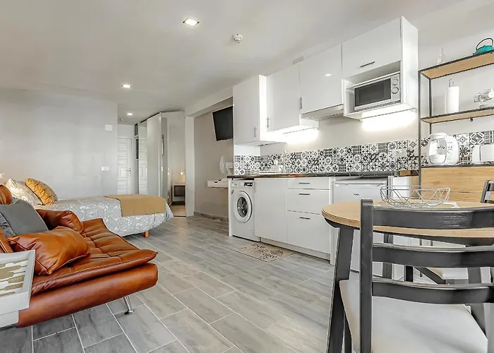 Home2book Near Playa Del Muelle Apartament